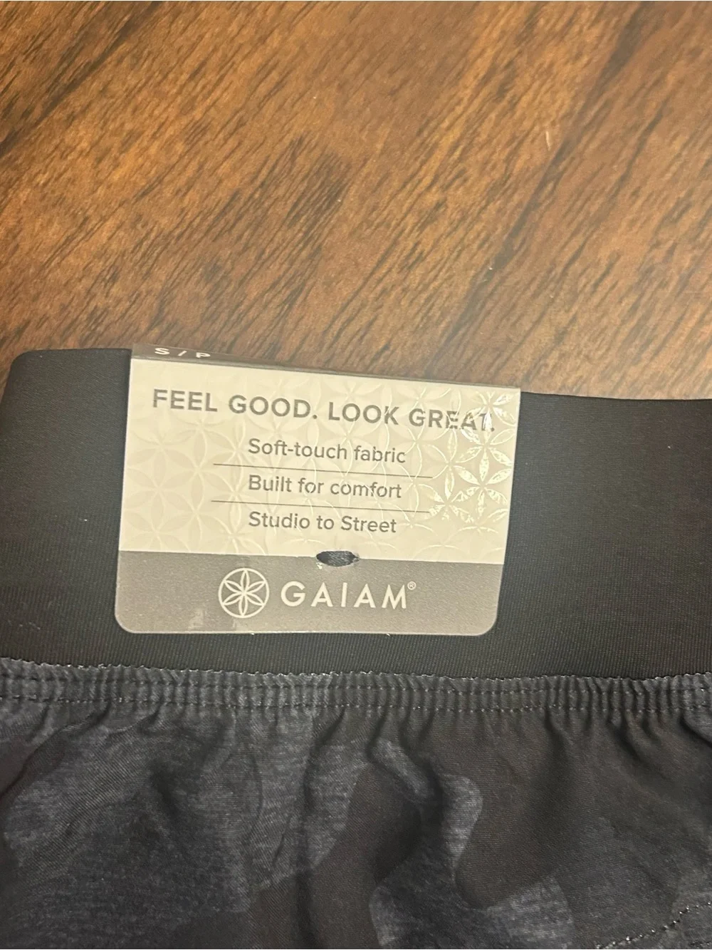 Gaiam Men's Athletic Gym Running Shorts - Pitch Black Camo, Small New